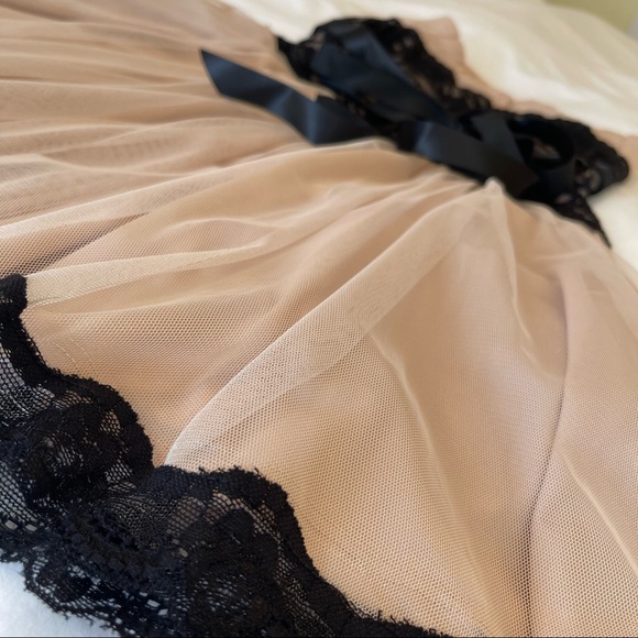 Blush Aline Dress With Black Lace Detail - Picture 5 of 6